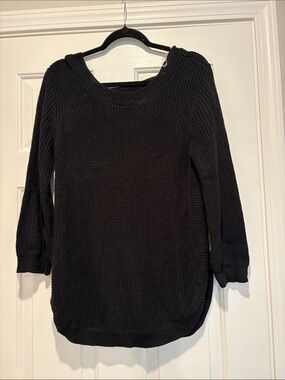 Harper Heritage Women's Black Crewneck Knit Sweater - Relaxed Fit